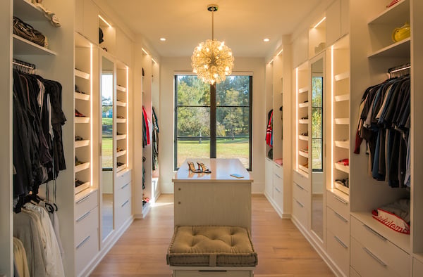 How to Design a Custom Closet For Your New Home